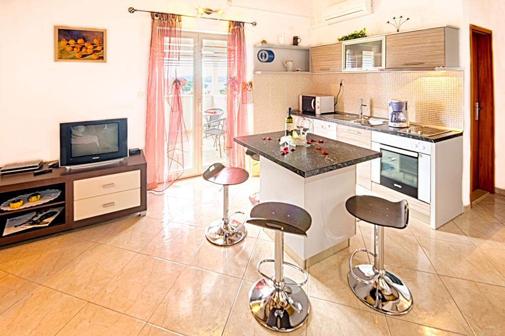 Apartmani Rita Milna  Rom bilde